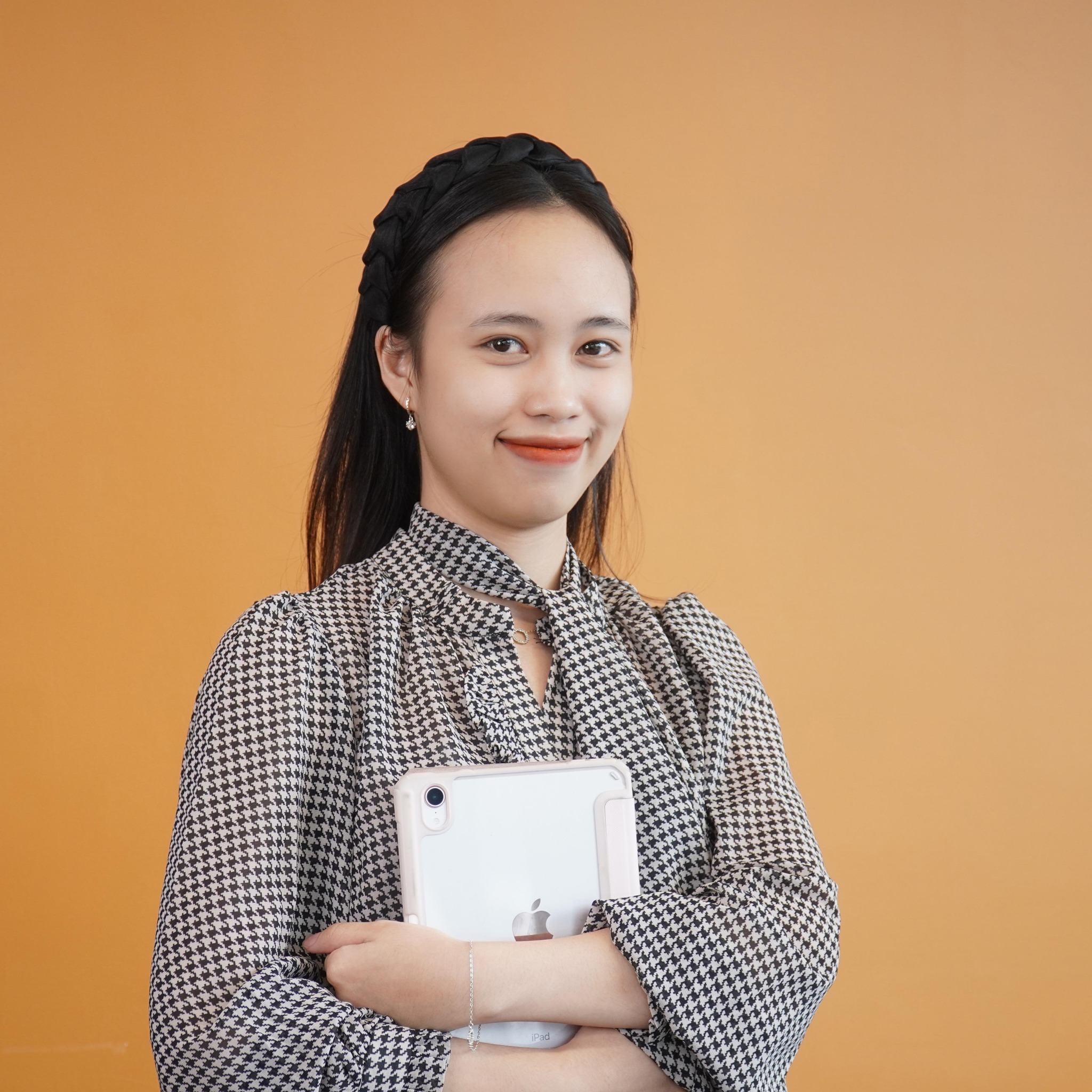 Chị Thảo Trần